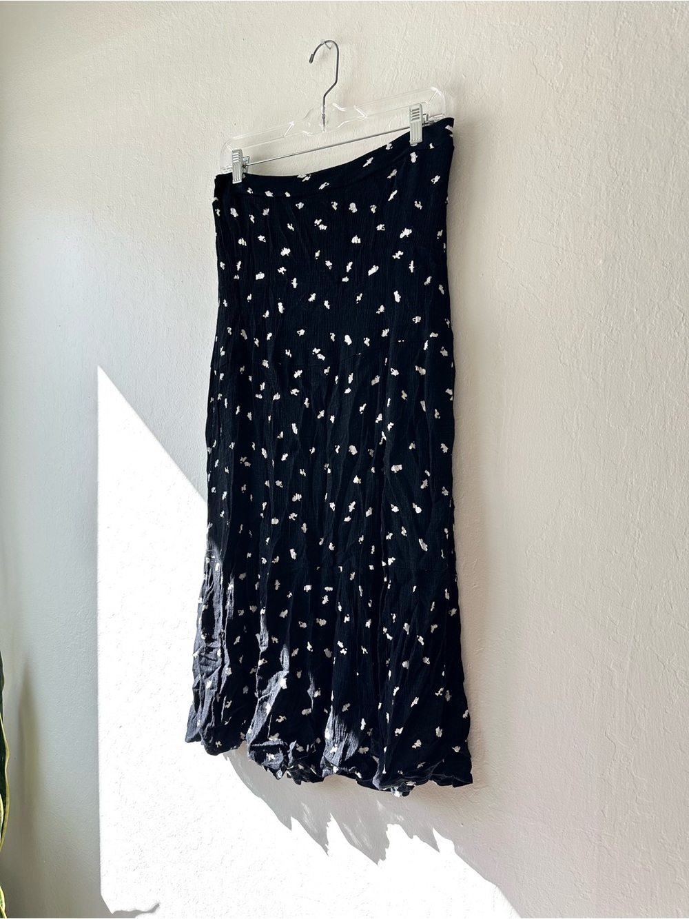 Nine west polka dot print midi pencil skirt w slit women’s large